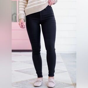 NEW! YMI High Rise Hyperstretch Skinny Pants In BLACK Size 2-4 SMALL NWT!